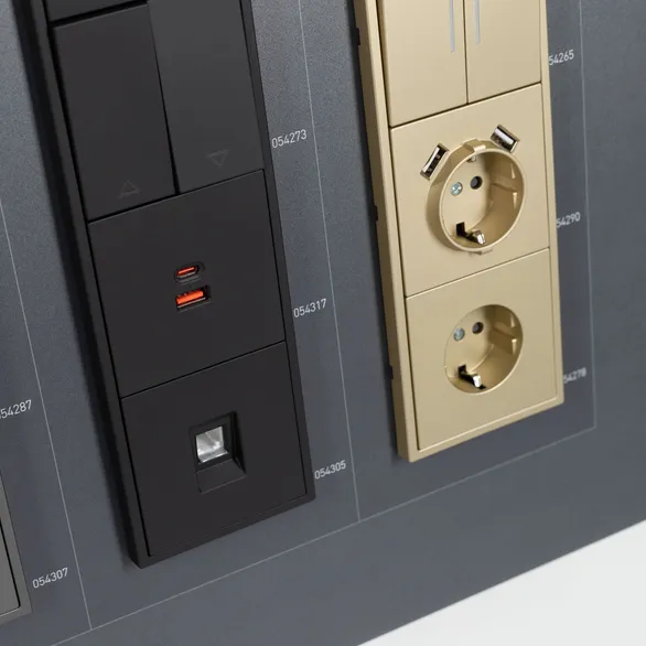 Стенд Электроустановки NOBE-OMALI-E3-1760x600mm (DB 3мм, пленка) (Arlight, -)