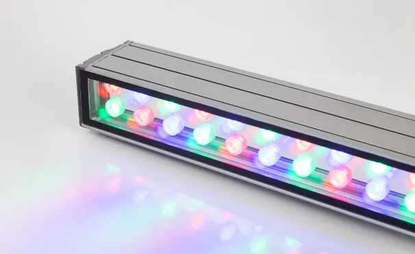 Архитектурные акценты с линейными прожекторами Arlight LINE