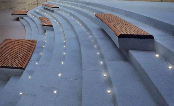 DECK — свет в миниатюре